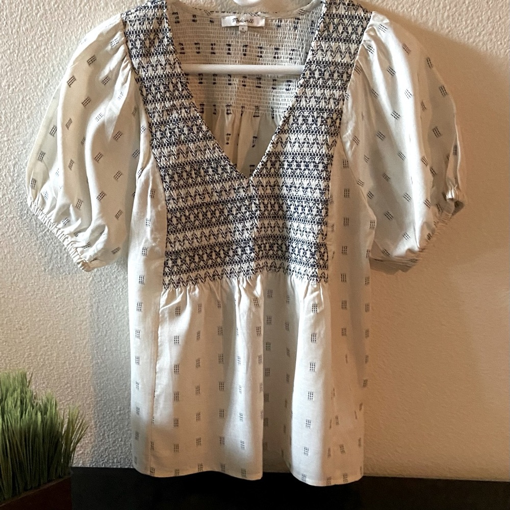 Madewell V-Neck Top - Size Small - Excellent condition